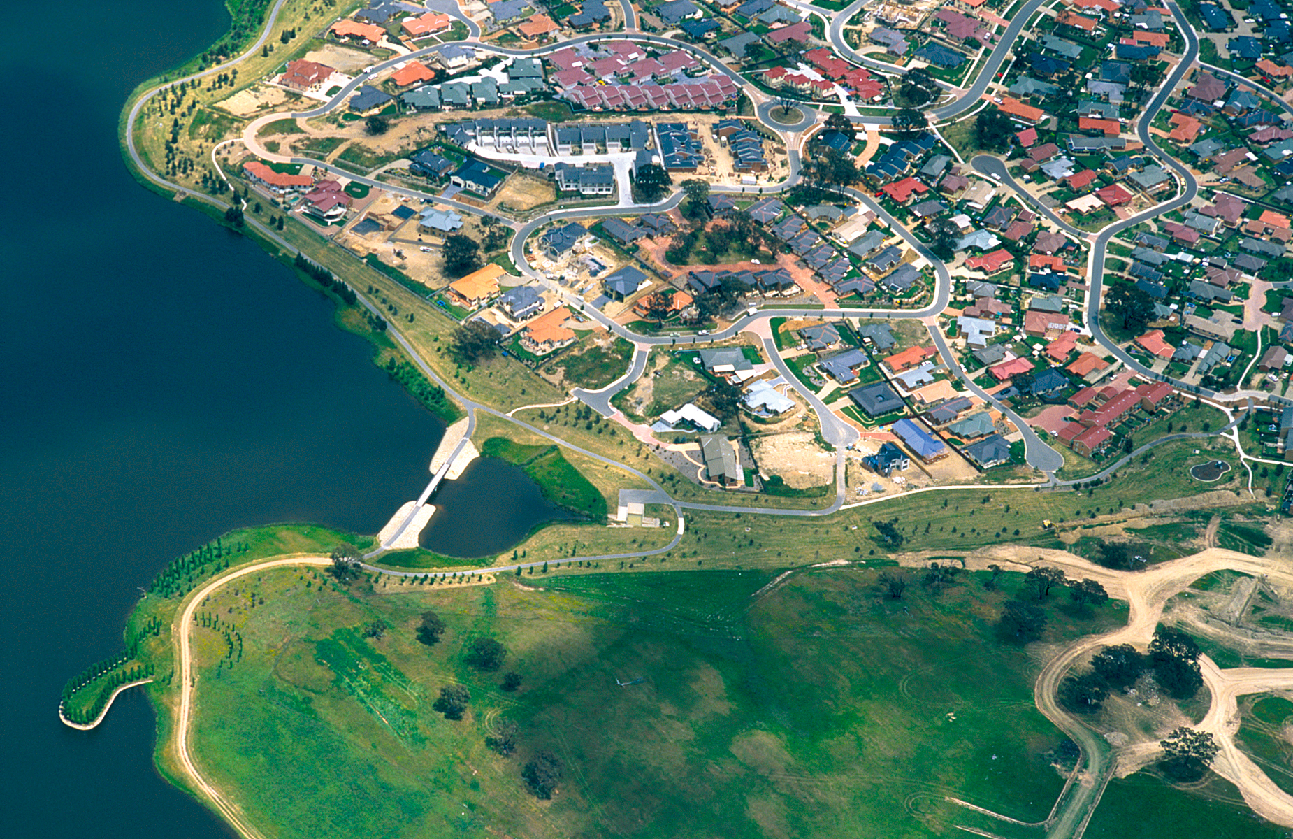 Aerial view of new suburban housing development with cul-de-sac pattern